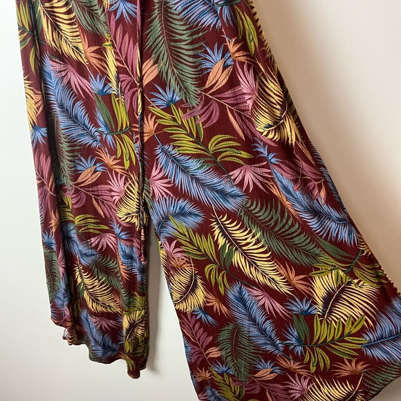 Final Touch Tropical Leaf Print Boho Jumpsuit size Medium - Picture 4 of 9